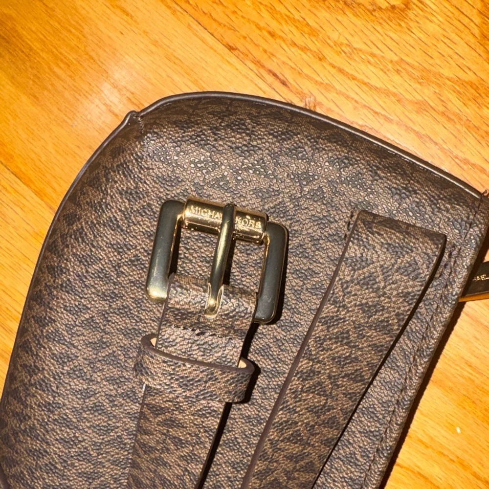 Michael Kors Brown Bag with Pink and Purple Accent - Picture 5 of 9